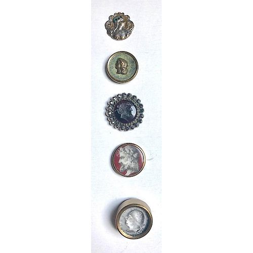SMALL CARD OF MEN AND WOMENS HEAD BUTTONS