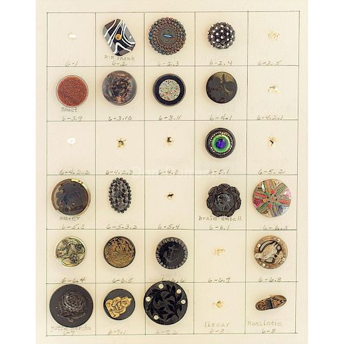 CARD OF DIVISION 1 MEDIUM ASSORTED BLACK GLASS BUTTONS