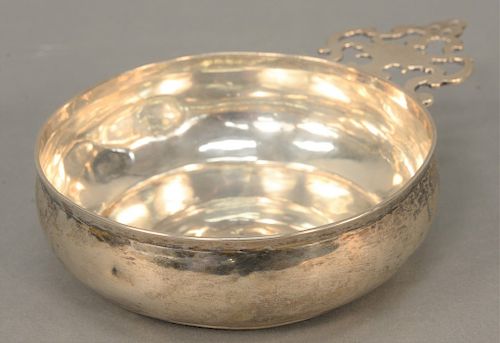 Silver porringer, possibly American. diameter 5 1/4 inches, 6.9 troy ounces.