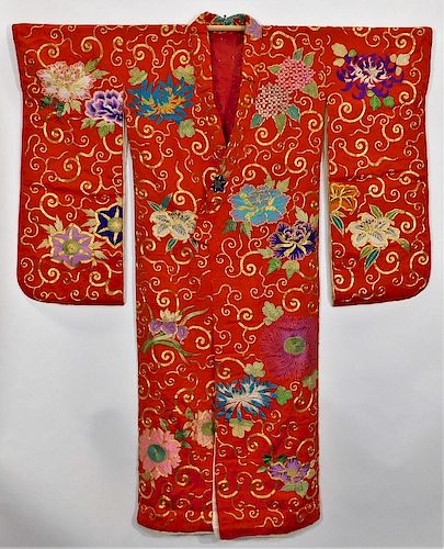 Japanese Edo Period Red and Gold Uchikake Kimono