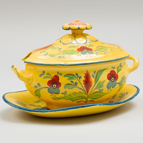 Wedgwood Tekkow-Ware Sauce Tureen Cover and Stand