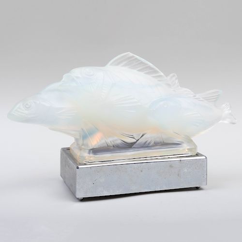 Sabino Art Deco Molded Opalescent Glass Fish Form Table Lamp