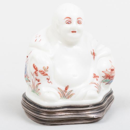 St. Cloud Porcelain Kakiemon Buddha Snuff Box