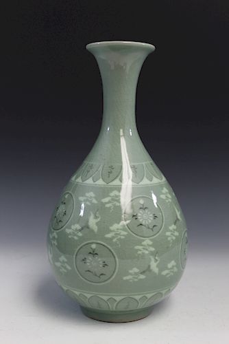 Korean celadon porcelain vase. 20th C.