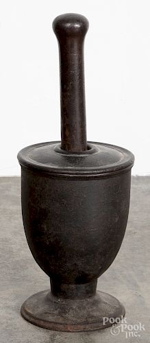 Early cast iron lidded mortar and pestle