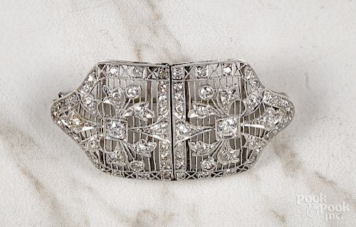 Platinum diamond Art Deco filigree brooch