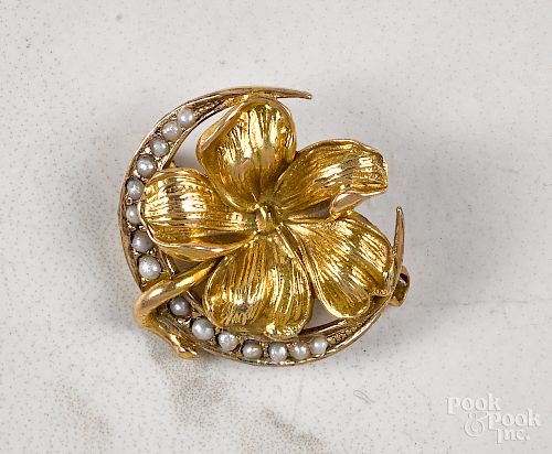 14K gold floral pin