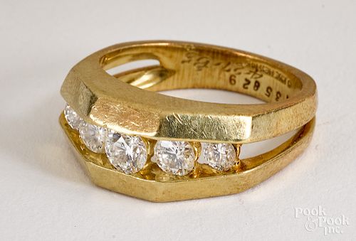 Jose Hess 14K yellow gold and diamond ring