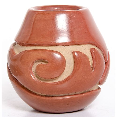 Teresita Naranjo (Santa Clara, 1919-1999) Miniature Redware Carved Pottery Jar
