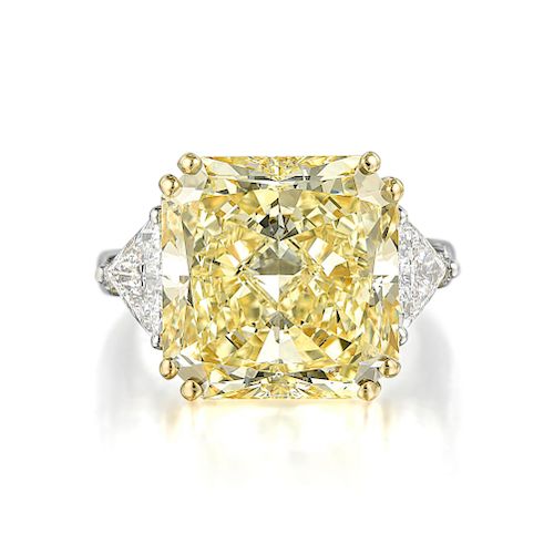 Graff 15.01-Carat Fancy Light Yellow Diamond Ring