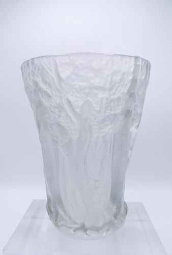 FROSTED GLASS TREE MOTIF VASE 