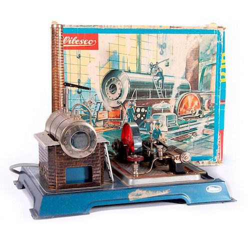 Vintage model steam engine, original box.