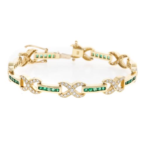 A Emerald & Diamond "X" Link Bracelet in 18K