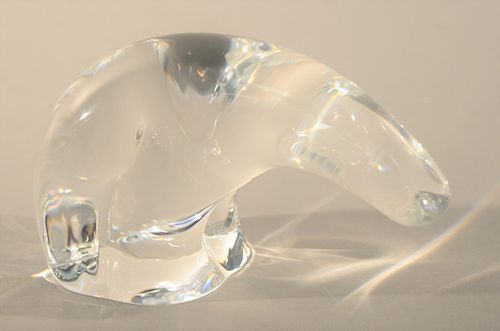 Steuben Polar Bear figural crystal sculpture, signed Steuben. ht. 4 in., lg. 7 1/2 in.