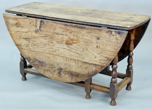 William & Mary oak gateleg drop leaf table, probably 18th century. ht. 29 in., top open: 53" x 62"