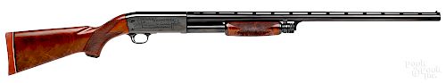 Ithaca Gun Co. model 37 Featherlight pump shotgun