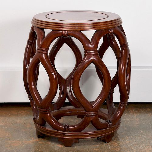 CHINESE STYLE CURVED WOOD STOOL