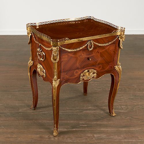 Louis XV/XVI style parquetry table a ecrire