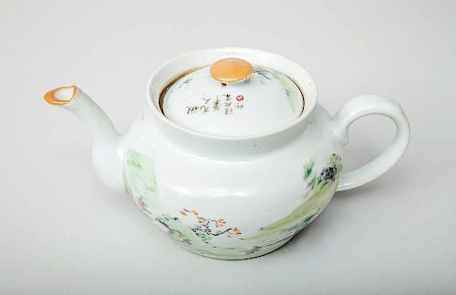 Chinese Porcelain Teapot and Cover, Modern