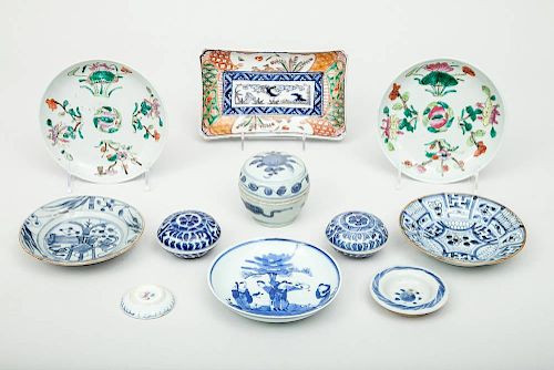 Assorted Chinese Blue and White Porcelain Articles