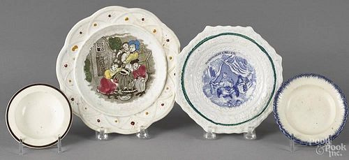 Four pieces of pearlware, 19th c., to include a transfer decorated and painted bread plate