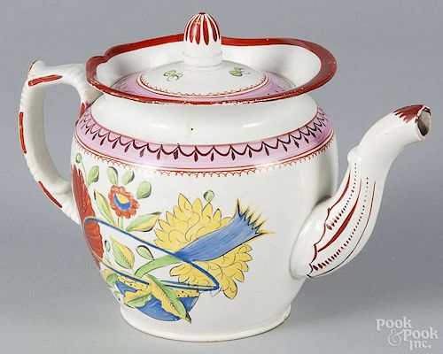 Kings rose porcelain teapot, early 19th c., in an oyster pattern, 6 1/2'' h.