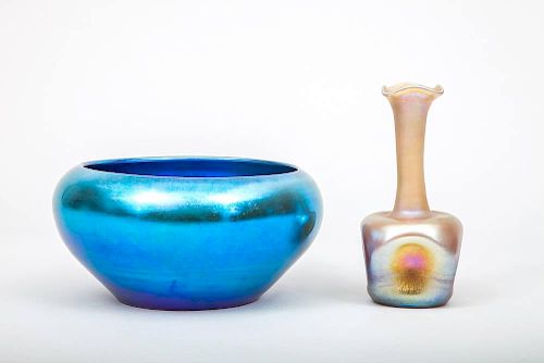 Steuben Aurene Blue Glass Bowl and an Aurene Gold Glass Pinch Vase