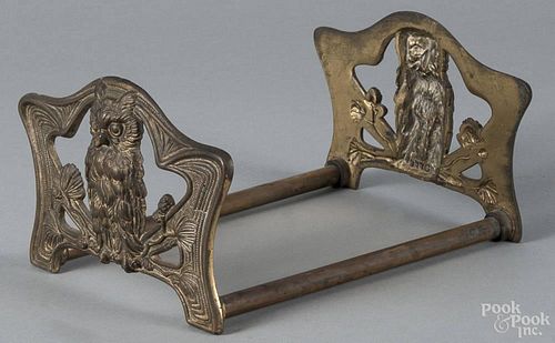 Cast brass owl bookends, 20th c., 4 1/2'' h.