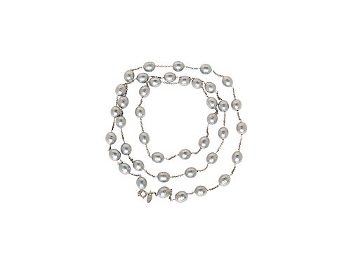 Chanel - Long necklace