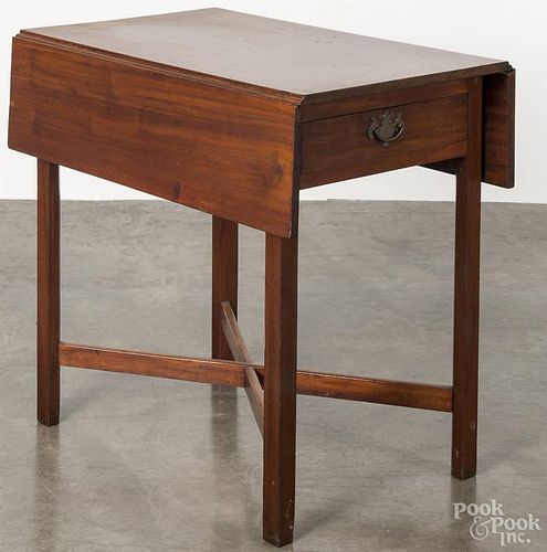 Pennsylvania Chippendale mahogany Pembroke table, ca. 1780, 28 1/2'' h., 20'' w., 30'' d.