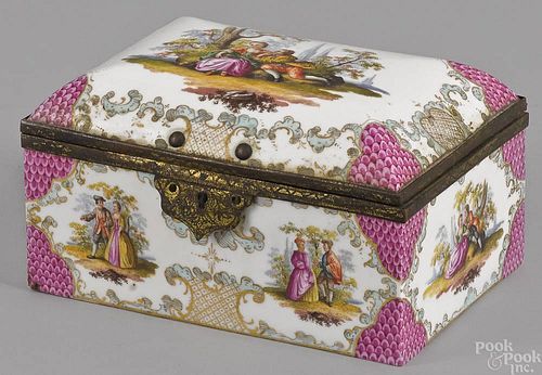 French porcelain dresser box, ca. 1900, 4'' h., 7