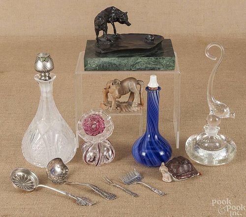 Decorative tablewares, to include a scent bottle,