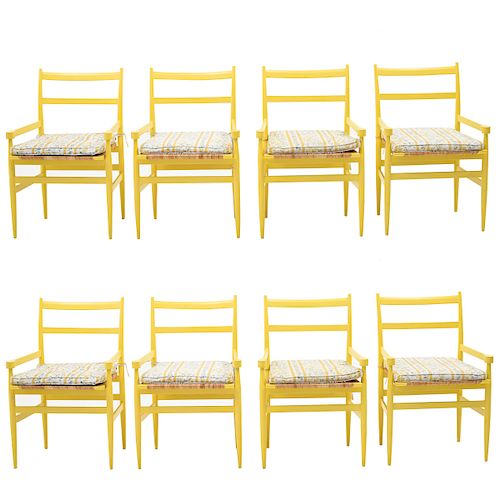 Frank Kyle. Juego de sillas elaboradas en madera laqueada color amarillo. Respaldos abiertos y asientos en palma tejida. Pz: 8
