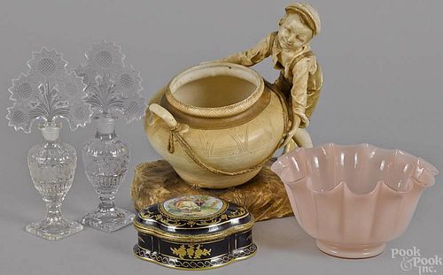 Miscellaneous tablewares, to include an Amphora v