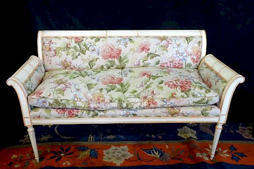 LOUIS XVI STYLE DECORATED SETTEE 
