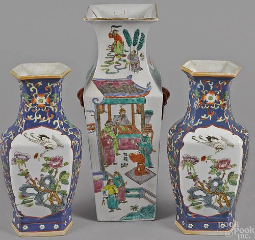 Chinese famille rose porcelain vase, 18'' h., toge