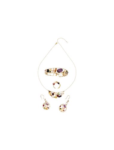 NECKLACE, BRACELET, RING AND EARRINGS SET WITH CULTURED PEARLS, AMETHYST, CITRINE, ROCK CRYSTALS, AQUAMARINES, RUBY AND PERIDOT. 18K YELLOW GOLD. TOUS