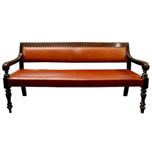 BENCH IN LEATHER