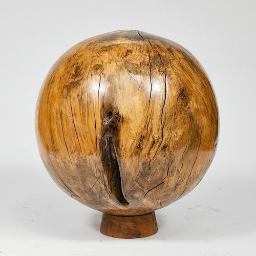 BALL ON STAND