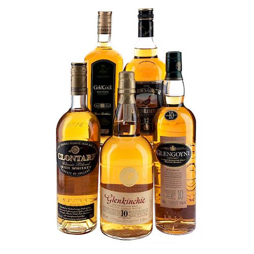 Whisky de Escocia, Irlanda y Republica Checa. The Famous Grouse, Glenkinchie, Clontarf y Gold Cock. Total de piezas: 5.