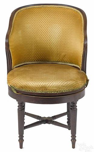Sheraton mahogany swivel chair, ca. 1820.