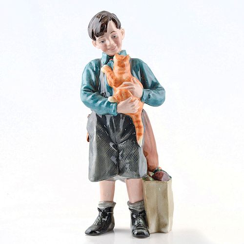 WELCOME HOME - ROYAL DOULTON FIGURINE