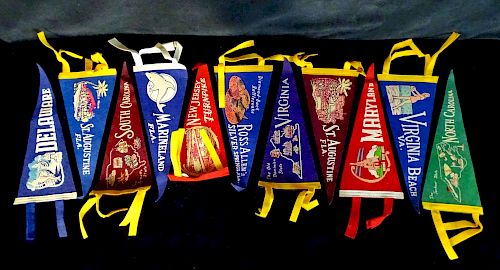 COLLECTION 11 MINIATURE PENNANTS 