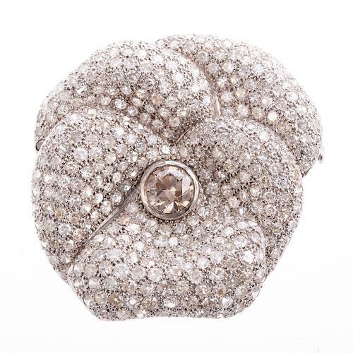 A Ladies Impressive Diamond Flower Pendant/Brooch