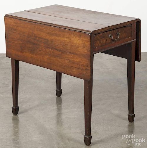 Pennsylvania or Maryland mahogany Pembroke table, late 18th c., 28 1/4'' h., 20 1/4'' d., 30'' w.
