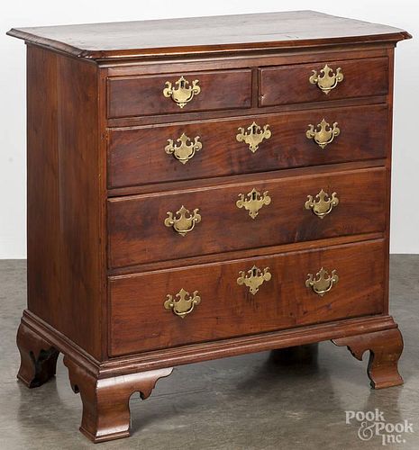 Pennsylvania Chippendale walnut chest of drawers, late 18th c., 36 1/2'' h., 32'' w.