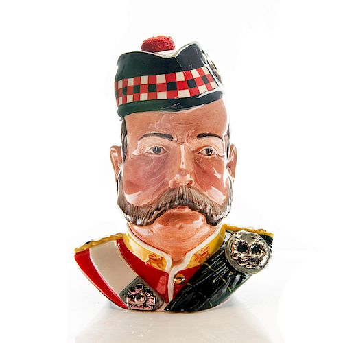 ROYAL DOULTON WILLIAM GRANT & SONS WHISKY DECANTER, BOX