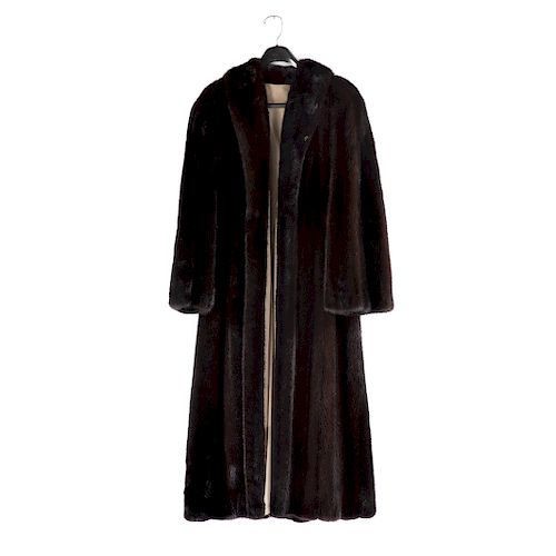 Ladies Vintage Dark Brown Mink Fur Coat