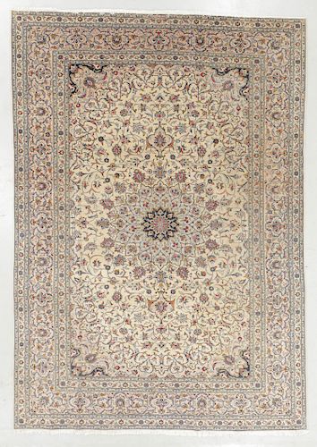 Vintage Kashan Rug, Persia: 8'1'' x 11'5'' 