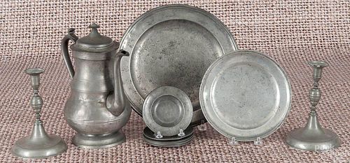 Eleven pieces of pewter, 18th/19th c., to include
